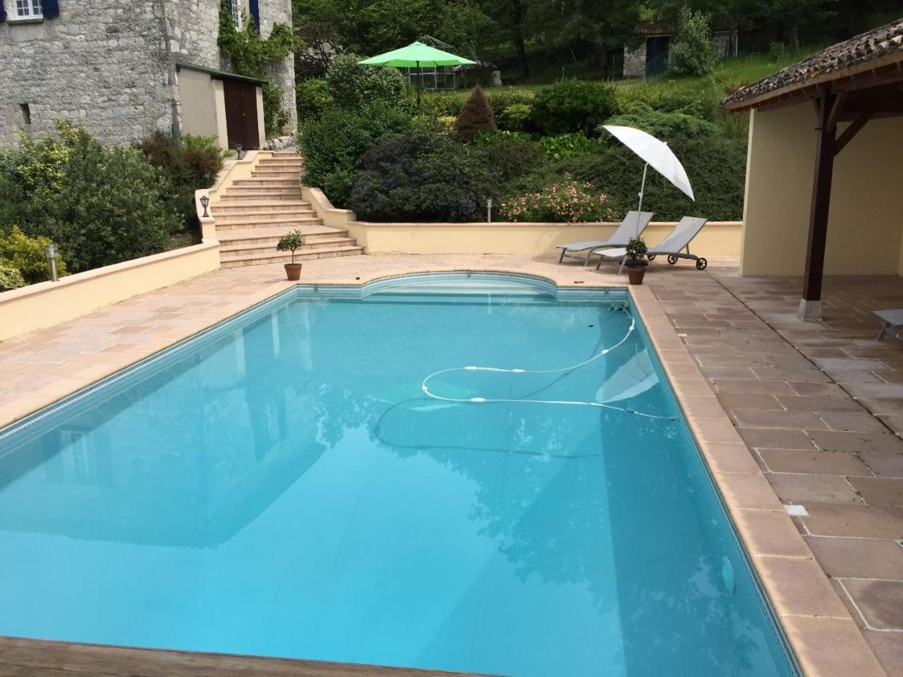 Apartament Cave Le Vieux Manoir Valeilles Zewnętrze zdjęcie